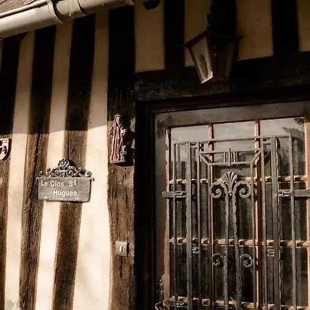 Casa de Férias Le Clos Saint Hugues Pont-Évêque