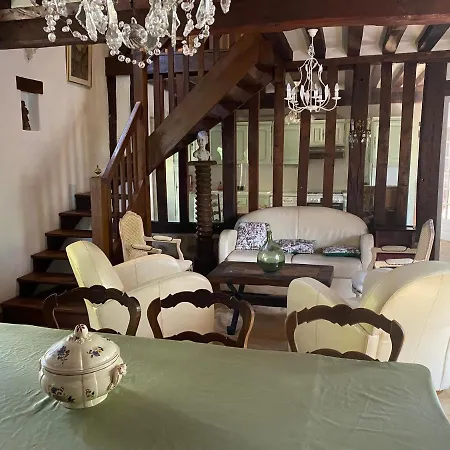 Casa de Férias Le Clos Saint Hugues